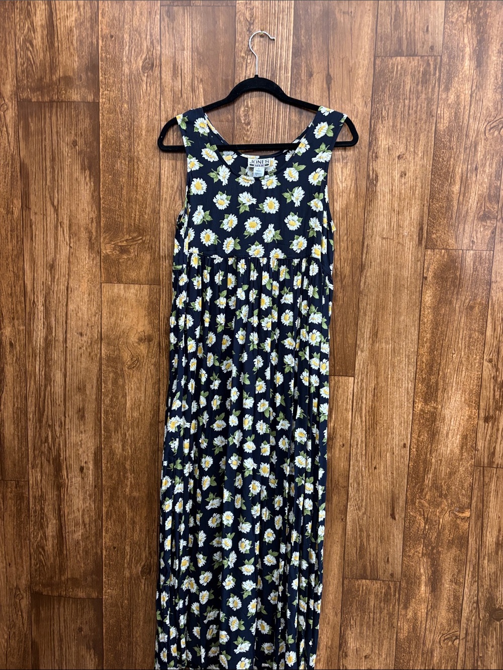 Jones Studio Navy Daisy Print Maxi Dress